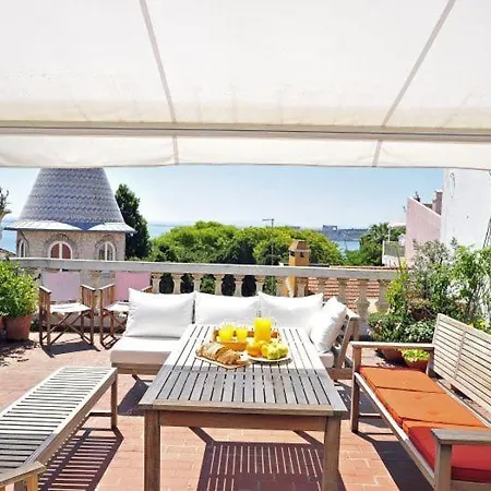Spacious Orta Terrace * Lissabon