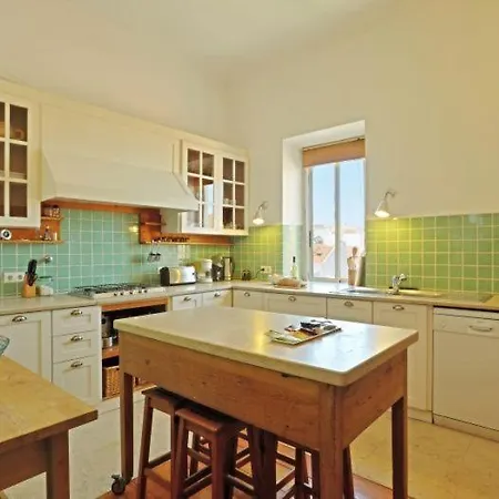Apartment Spacious Orta Terrace *